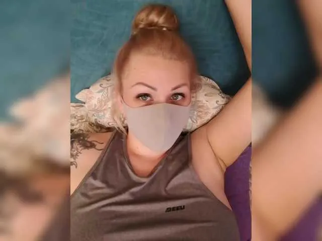appr0ved – webcam model profile photo Image 8