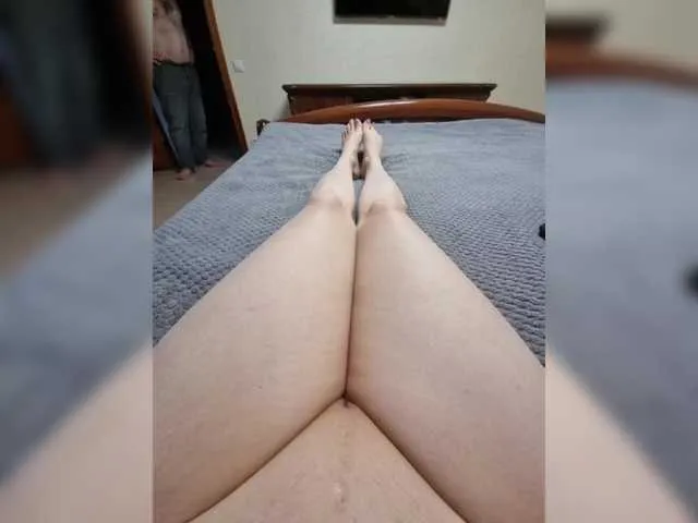 nmarta – webcam model profile photo Image 4