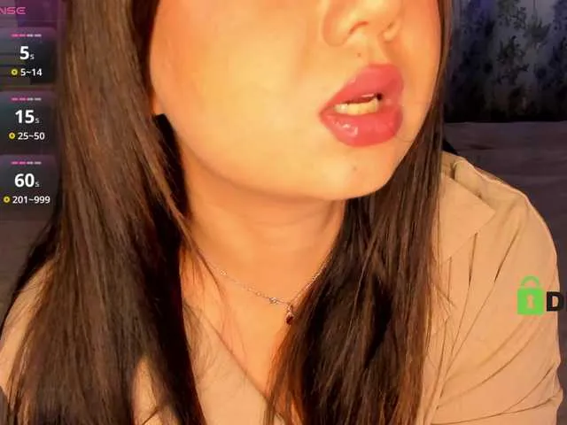 MinniMia – webcam model profile photo Image 15