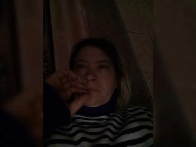 Likachkaa – webcam model profile photo Image 4