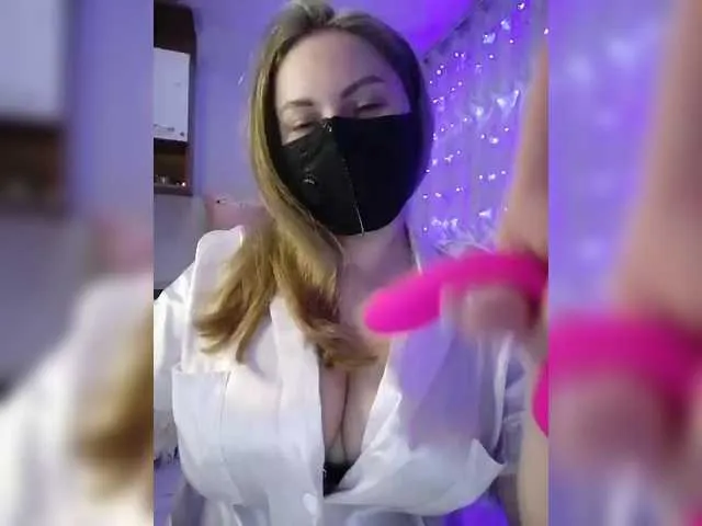 tassiarauj – webcam model profile photo Image 2