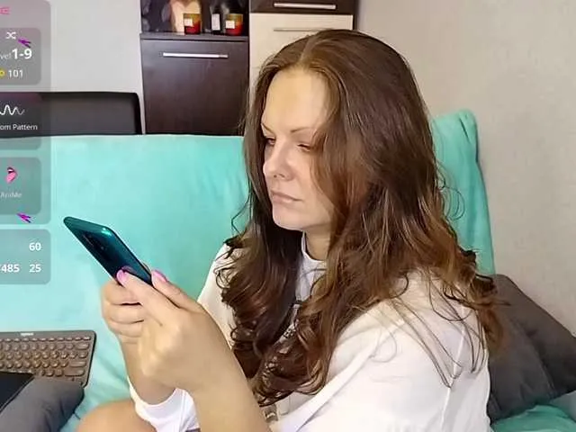 MaddieBryggs – webcam model profile photo Image 4