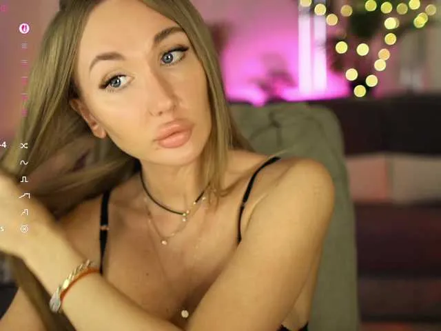 glossybabe_ – webcam model profile photo Image 16