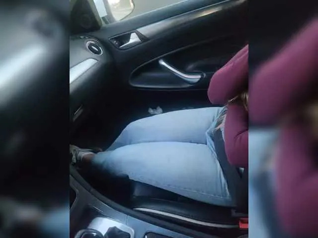 onetimeandforev3r – webcam model profile photo Image 12