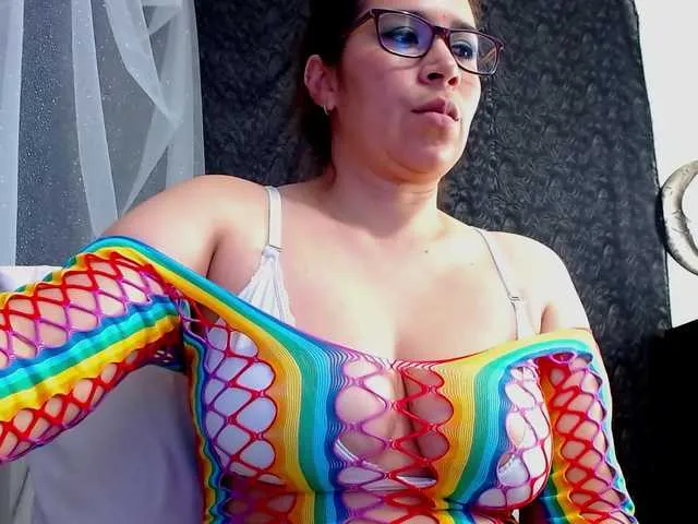 bunnydollstella – webcam model profile photo Image 4