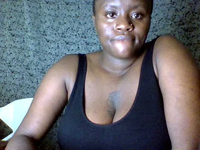 serenahall_ – webcam model profile photo Image 4