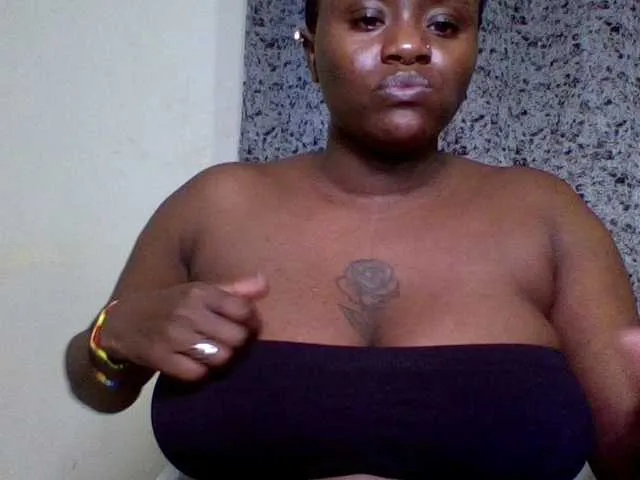 serenahall_ – webcam model profile photo Image 8