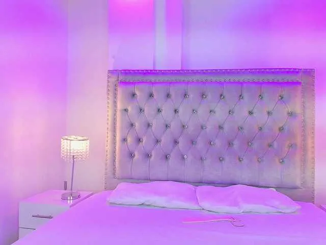 vixenvictoriaa – webcam model profile photo Image 4