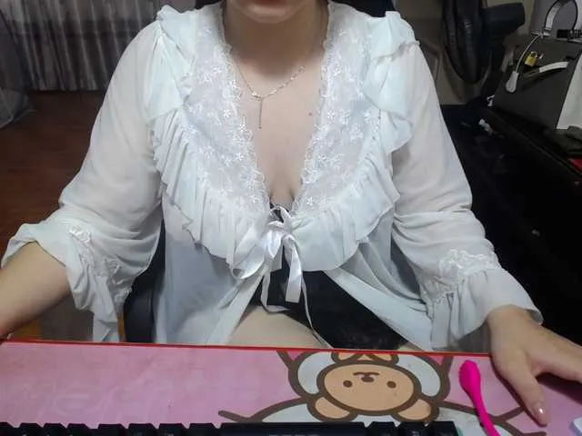 Akira102 – webcam model profile photo