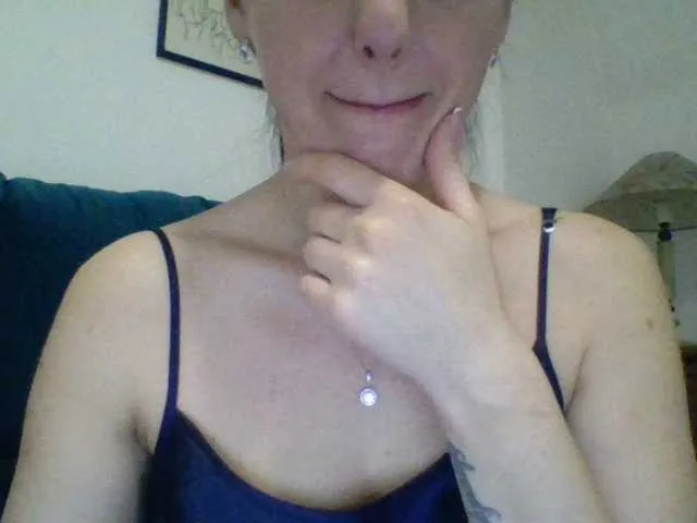 naomirhoades – webcam model profile photo Image 14