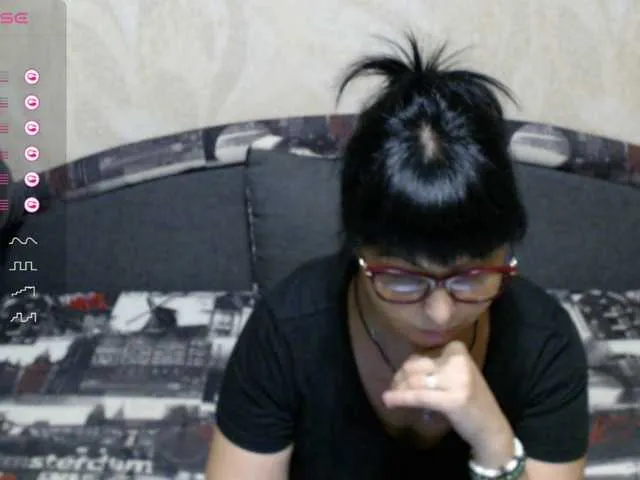 ALISE8881 – webcam model profile photo Image 7