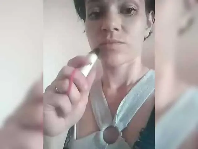 Alexxpussy – webcam model profile photo Image 4