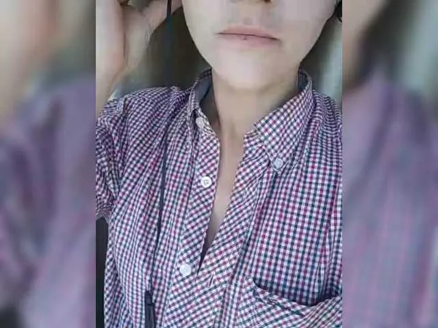 Alexxpussy – webcam model profile photo Image 5