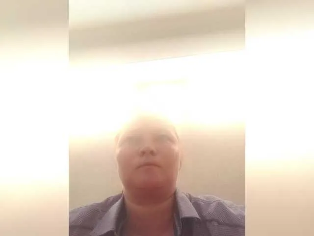 diffgirls1-1 – webcam model profile photo Image 14