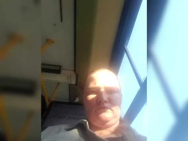 diffgirls1-1 – webcam model profile photo Image 18