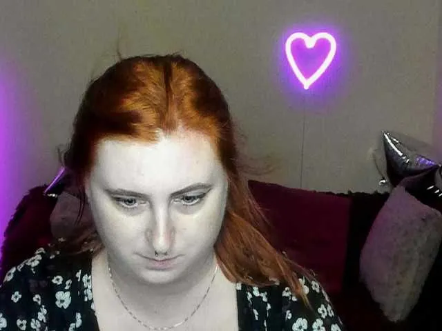 adria_ross – webcam model profile photo Image 2