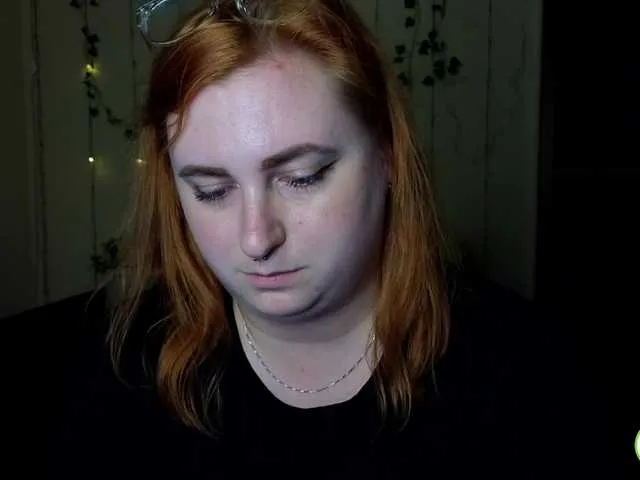 adria_ross – webcam model profile photo Image 9