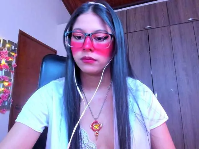glossybabe_ – webcam model profile photo Image 16
