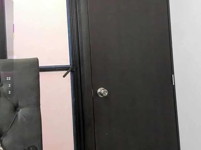 lilbbyliv – webcam model profile photo Image 10