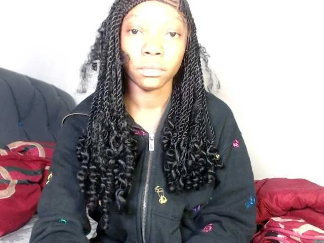 Isilib-kisa – webcam model profile photo Image 2