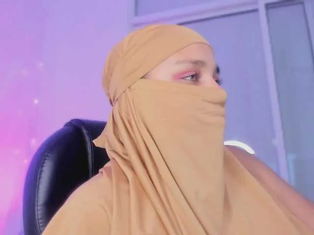 Innokentiy449 – webcam model profile photo Image 8