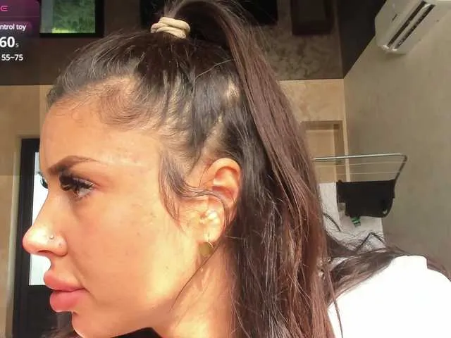 Cat-Bars69 – webcam model profile photo Image 16