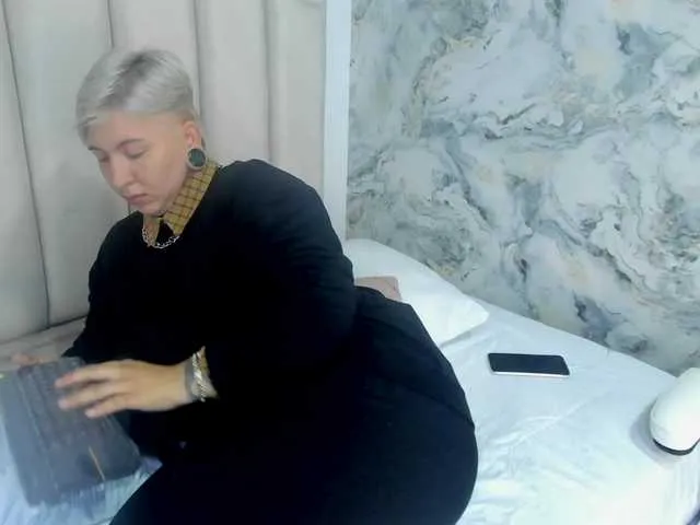 XxxSexyMilfxxX – webcam model profile photo Image 13