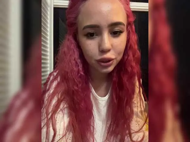 AlexisGrays – webcam model profile photo Image 6