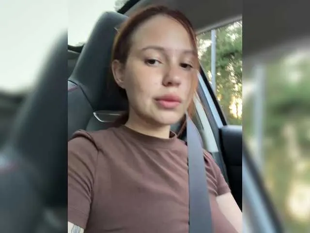 AlexisGrays – webcam model profile photo Image 9