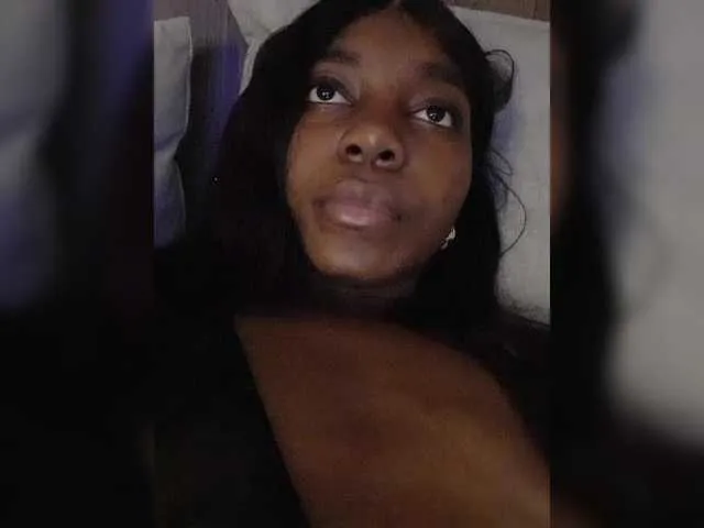 Innokentiy449 – webcam model profile photo Image 2