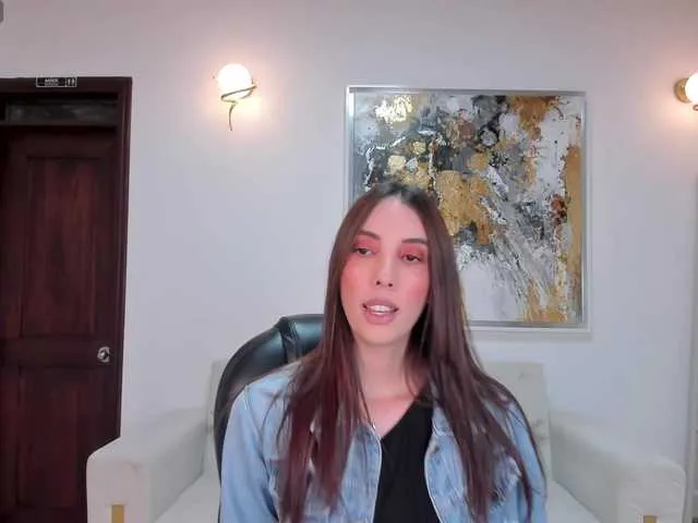AlexisGrays – webcam model profile photo Image 12