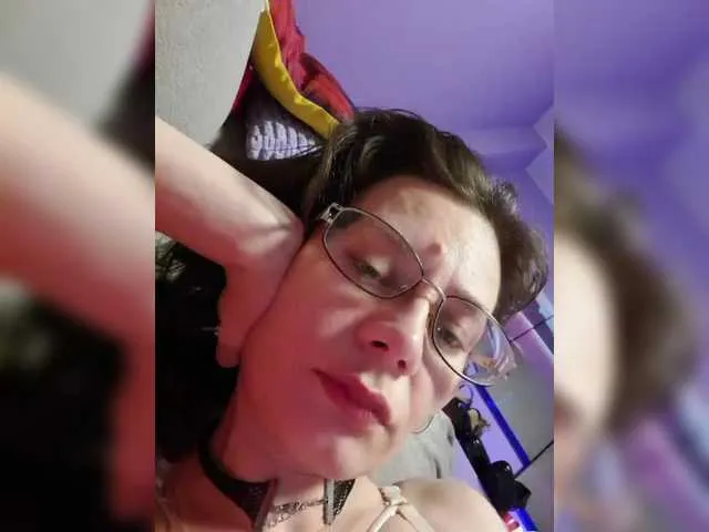 kora__65 – webcam model profile photo Image 14