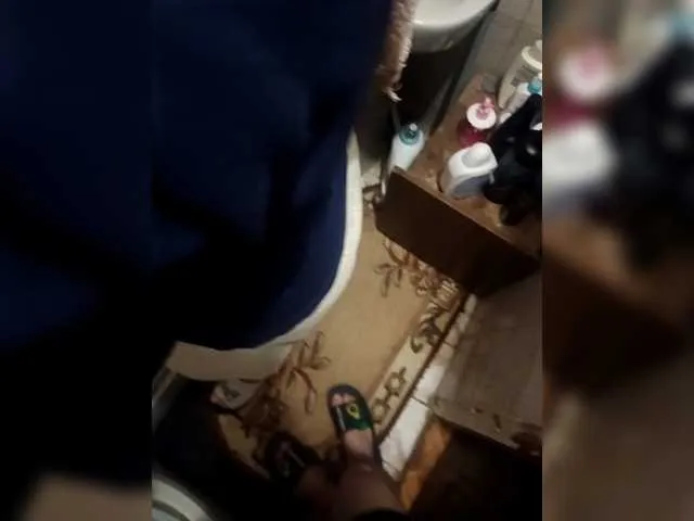 queenbabby – webcam model profile photo Image 2