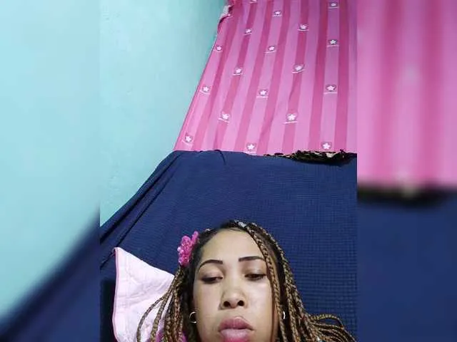 miss_juliaa – webcam model profile photo Image 11
