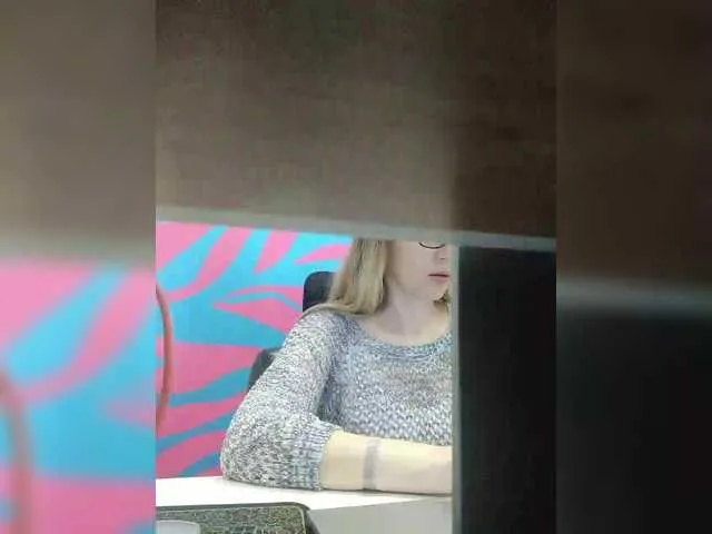 lila_elliot – webcam model profile photo Image 17