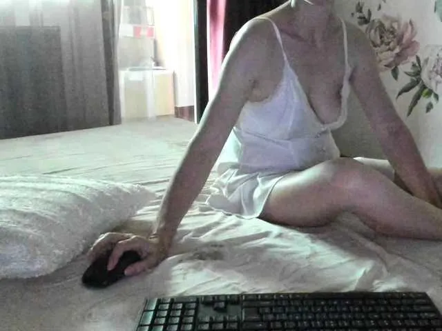 -Lana-Chester- – webcam model profile photo Image 6