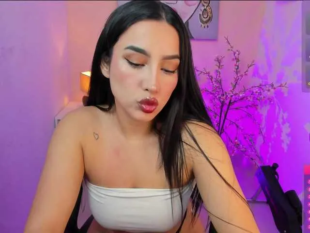 your_dolls – webcam model profile photo Image 10