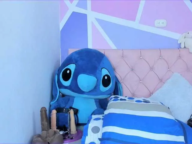 xunybany – webcam model profile photo Image 9