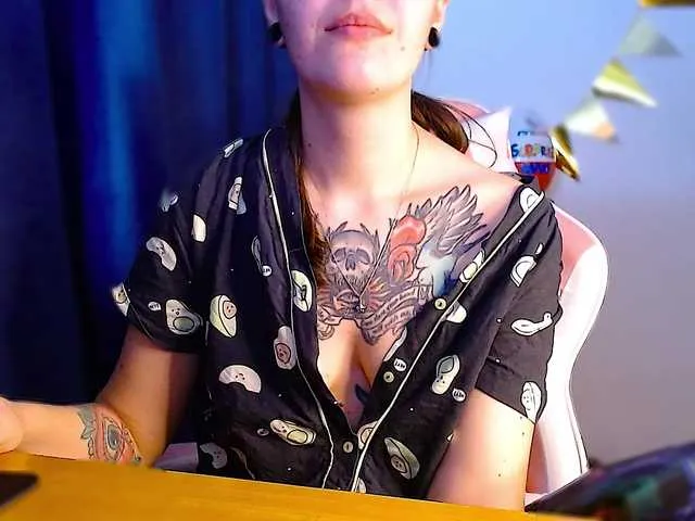 ann-mikele Image 3