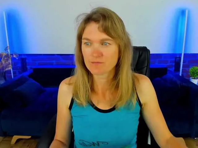 VibroMashulkaDashulka – webcam model profile photo Image 11