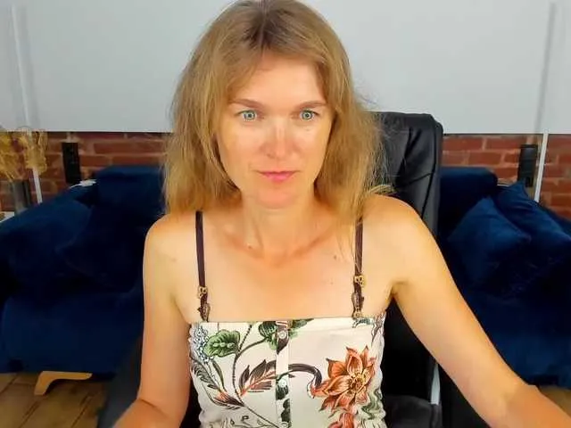 VibroMashulkaDashulka – webcam model profile photo Image 4