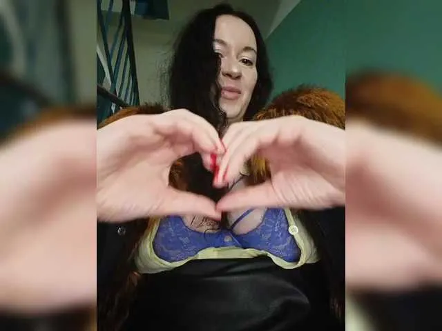 golden_alinee – webcam model profile photo Image 7