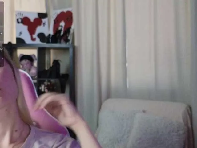 miss_juliaa – webcam model profile photo Image 11