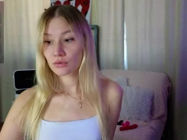 miss_juliaa – webcam model profile photo Image 3
