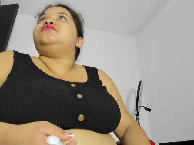 katysha_ – webcam model profile photo Image 9