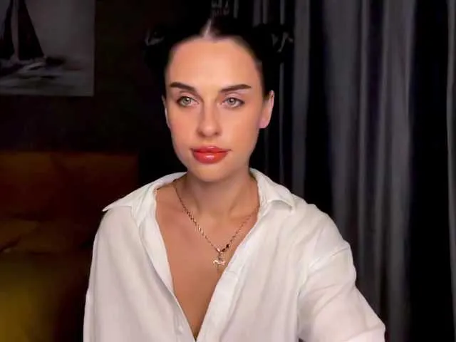 bunnydollstella – webcam model profile photo Image 12