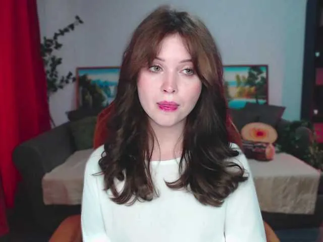 SheOnShe – webcam model profile photo Image 8