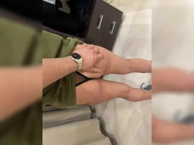 your_dolls – webcam model profile photo Image 2