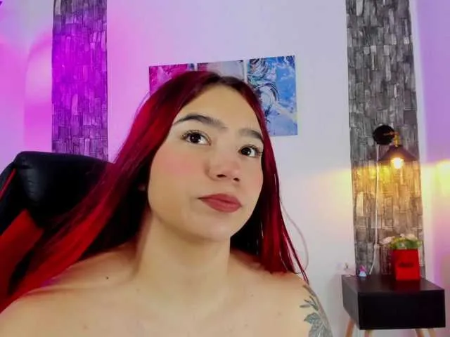 Oyster-lemon – webcam model profile photo Image 11