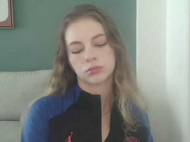 bunnydollstella – webcam model profile photo Image 15
